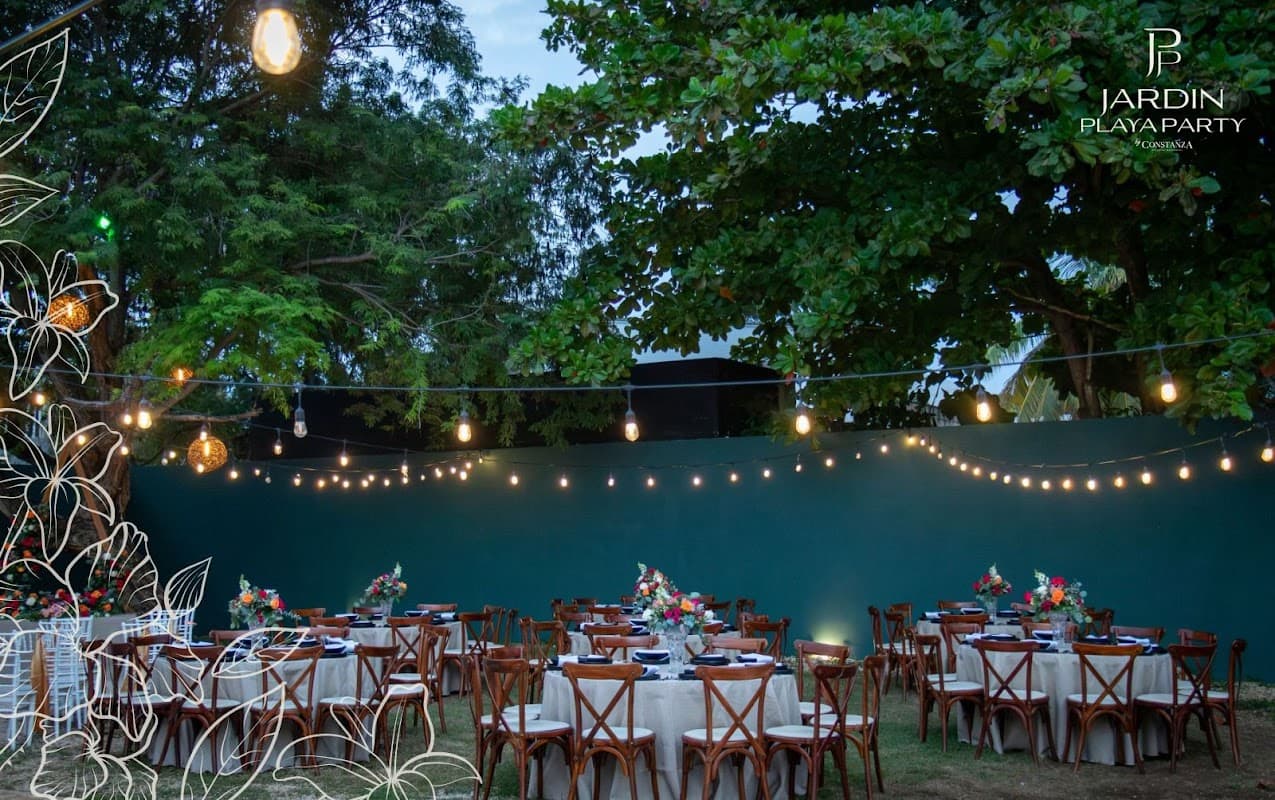 Jardin Playa Party | By Constanza Catering