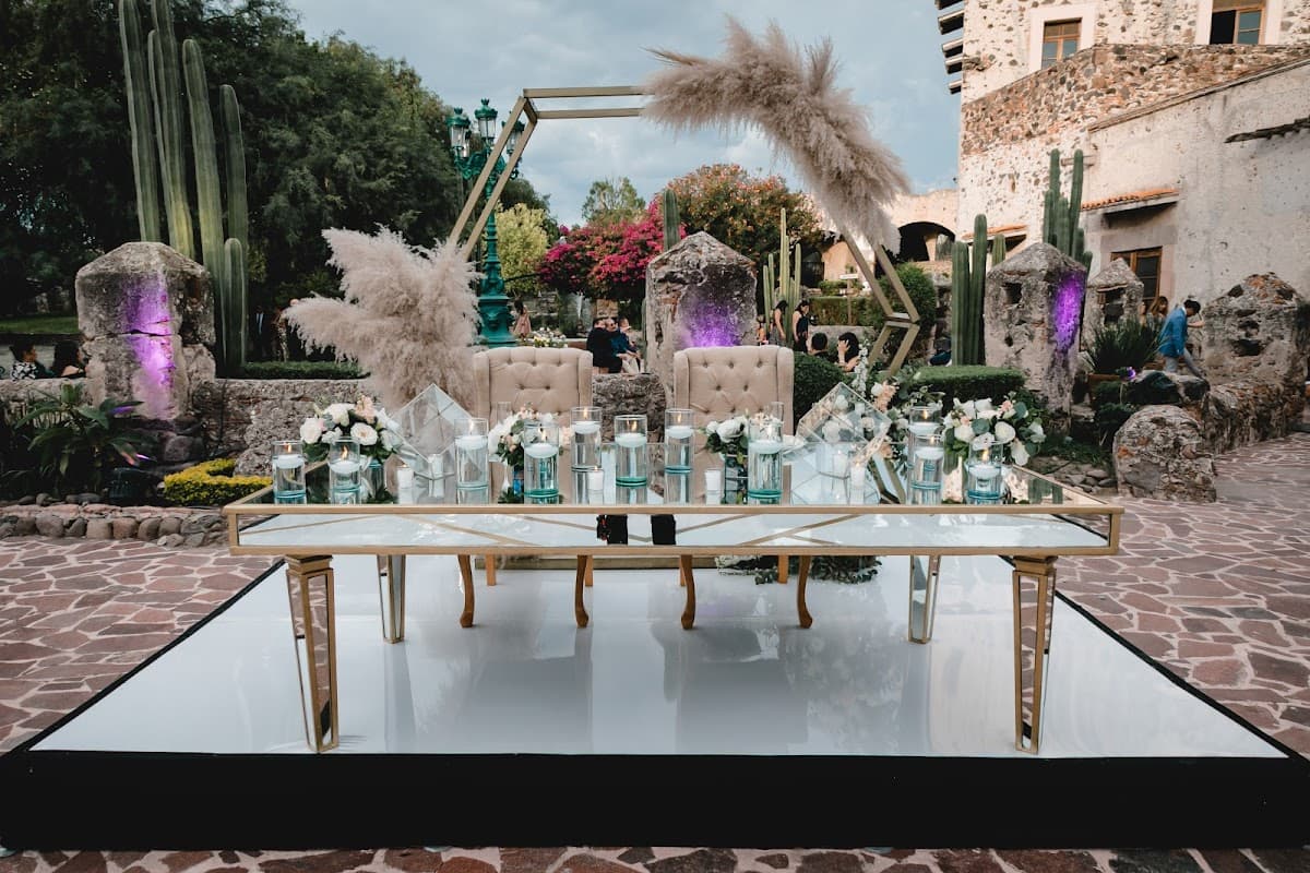 Say Yes Wedding Planner