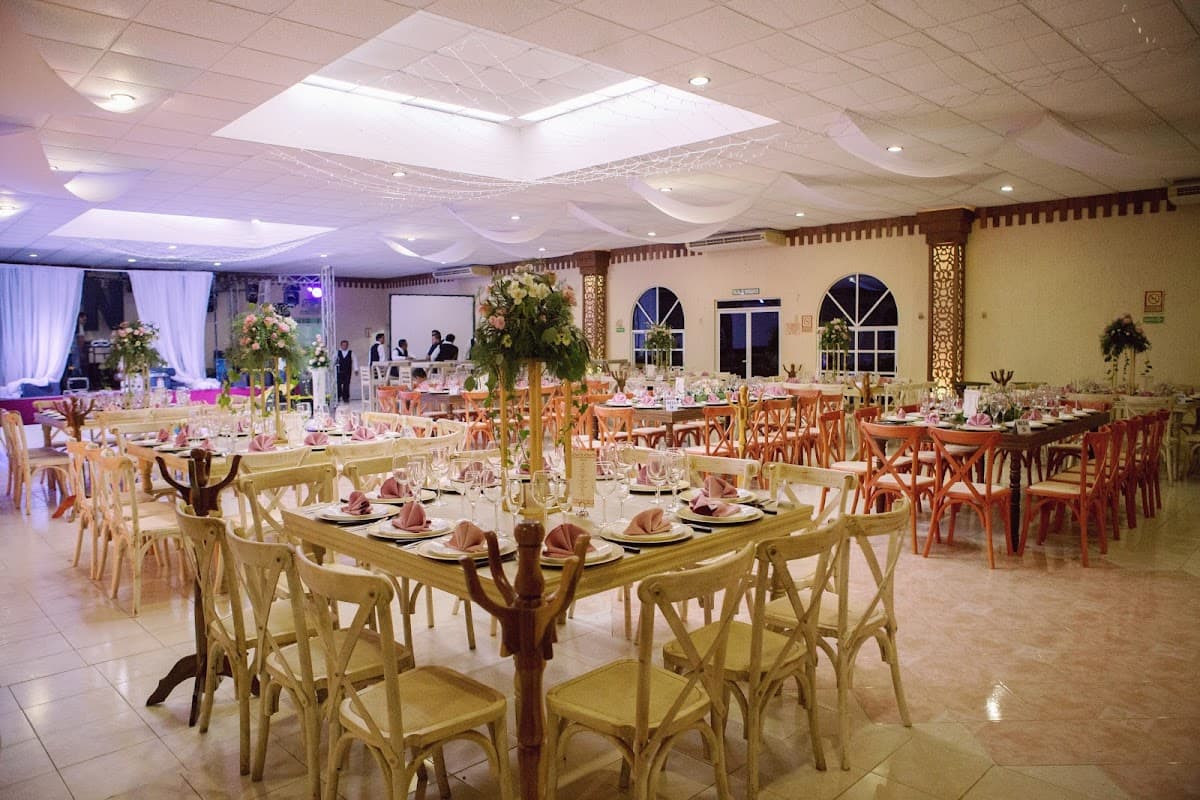 KAOVI BANQUETED
