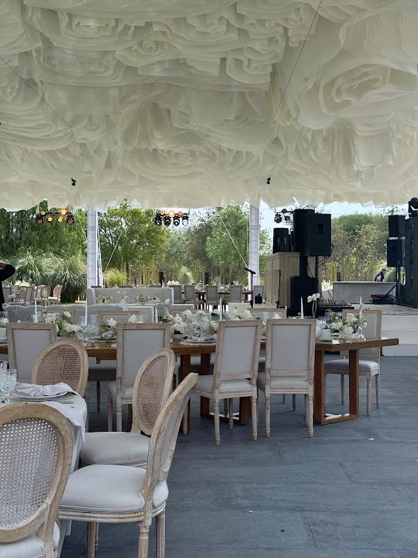 Karla Orozco - event designer -