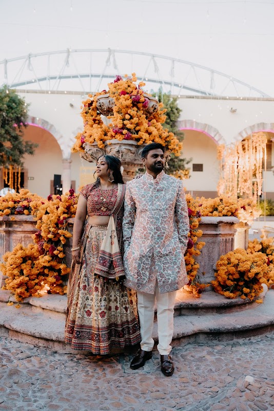 Bespoke Weddings & Co.